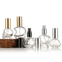 Nouveau design – Flacons de parfum vides en verre de 10 ml en forme de chat avec bouchon doré sérigraphié et pulvérisateur à pompe pour diffuseur de parfum et brume.