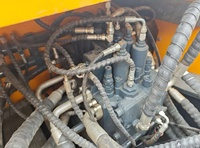 Excavatrice Hyundai R210 d'occasion vérifiée, remise à neuf, 21 tonnes, sur chenilles, avec rapport de test mécanique pour travaux de construction lourde