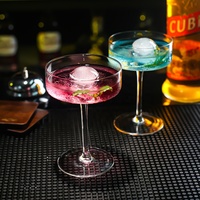 Coupes à vin en cristal sans plomb de 6 oz, faites à la main, avec pied, pour cocktails
