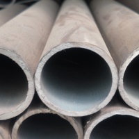 Tubería de Acero Laminada en Caliente de Pared Gruesa ISO9001 GB 20Cr, DE 7.64"*1.10" WT, para Tuberías de Petróleo y Gas, Equipos de Alta Presión