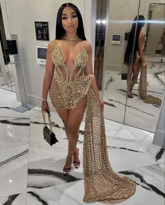 Seksi See Through sevgiliye siyah kızlar Sparkly altın pullu kısa balo kıyafetleri 2022 doğum günü partisi için önlük