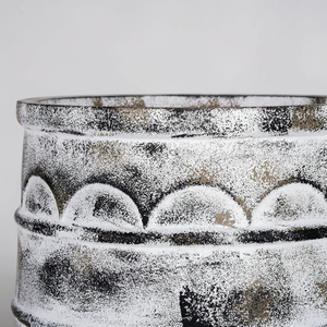 Maceta ligera para plantar en el suelo para plantas y flores de interior/exterior minimalista rústica - Product Image 1