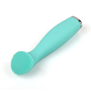 Brosse nettoyante pour le visage imperméable et rechargeable pour hommes et femmes nettoyant exfoliant et massant le visage électrique - Product Image 3