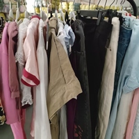 SF01 Fournisseur de vêtements d'occasion bon marché, robes pour femmes, chemisiers, vêtements mixtes d'occasion en gros