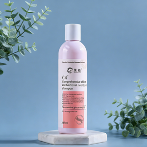 Shampooing Nettoyant Personnalisé pour Chiens – Gel de Bain Moussant et Revitalisant pour Animaux de Compagnie - Product Image 1