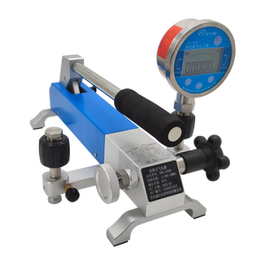 Pompe pneumatique manuelle portable pour calibrage d'air -1-160 bar YWQ-1432S - Product Image 5