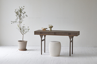 Meuble de maison antique en bois naturel, maison de ferme, table de console classique avec tiroir de rangement