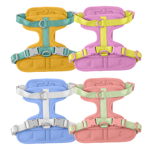 Heißer Verkauf Poly chromatische Kollokation Hunde geschirr Set Personal isiertes PVC Hunde geschirr Silikon material mit verstellbarer Schnalle - Product Image 3