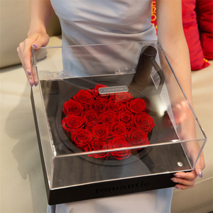 กล่องดนตรีวินเทจ D124 พร้อมดอกไม้ประดับ กล่องลำโพงรูปทรงกราโมโฟน ของขวัญสุดสร้างสรรค์สำหรับคู่รักในเทศกาลต่างๆ - Product Image 1