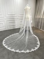 Voile de mariée cathédrale en tulle avec bordure en dentelle festonnée, long voile de mariée blanc ivoire avec appliques en dentelle pour la mariée