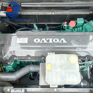 Excavatrice sur chenilles Volvo EC480 d'occasion, 48 tonnes, robuste, avec bras long et godet pour roche, certifiée CE pour les travaux miniers, de carrière et de démolition - Product Image 6