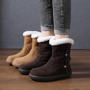 Bottines d'hiver douillettes en daim camel à franges pour femmes - Product Image 6