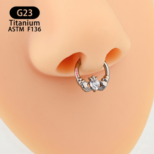 Boucles d'oreilles clous en titane G23 avec zircon en forme de cœur, bijoux de piercing pour le nez, 8 mm 1,2 mm ASTM F136 - Product Image 4