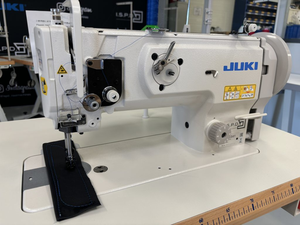 New JUKIS DNU-1541 1 Needle Heavy Duty Flat-Bed Walking Foot Lockstitch Motor <b>Sewing</b> Machine <b>for</b> Leather - Product Image 3