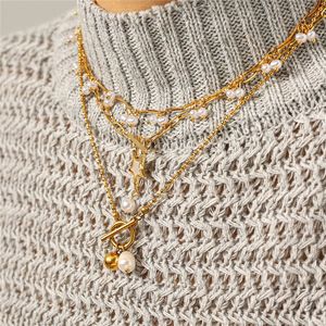 Collier tendance avec pendentif à boucle OT et perles, en acier inoxydable plaqué or 18 carats, idéal pour un cadeau - Product Image 2