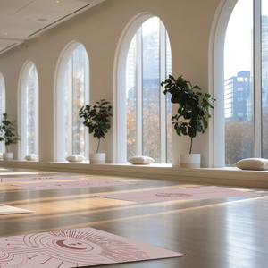Alfombrilla de Gimnasio de Goma PU Ecológica y Resistente al Desgaste, Tapete de Yoga Antideslizante de 4.5mm de Grosor con Línea de Posicionamiento, Venta al Por Mayor - Product Image 1