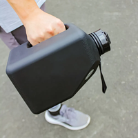 Grande bouteille d'eau magnétique d'une capacité de 2,7 L pour le sport et la salle de sport sans BPA 100% étanche avec logo personnalisé 91OZ