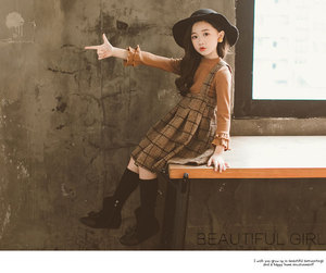 Offre Spéciale : Ensembles de Vêtements pour Filles – Jupes et Blouses à Motifs Quadrillés pour Petites Princesses – Vente en Gros - Product Image 5