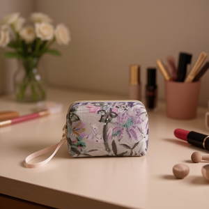 Bolsa de Maquillaje Bordada con Lentejuelas y Perlas Florales de 11x8x20cm para Mujer, Organizador de Cosméticos - Product Image 3