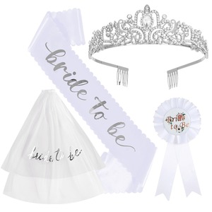 Kit de fête pour future mariée : diadème, écharpe, voile et badge or rose - Product Image 3
