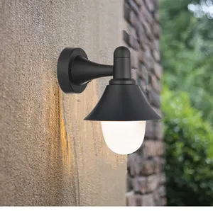 Lámpara de jardín de alta calidad, luz de pared exterior e27, material de PC, aprobación ETL, P816-E27, IP44