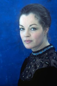 Romy en train de faire un shooting photo à <span class=keywords><strong>Paris</strong></span> 1979, ancienne photo <span class=keywords><strong>5</strong></span> - Product Image 1
