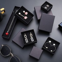 Boîte de papier avec insertion personnalisée 1ml 1.5ml 2ml 3ml 5ml 5pc 6pc 8pc 10pc flacons petit échantillonneur de parfum ensemble de collection découverte