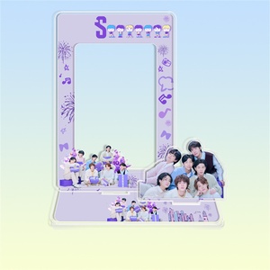 KPOP Stray Kids V SUGA JK CORTIS IVE Stand ITZY IU ILLIT ZB1 TWS Figura de Acrílico con Soporte para Tarjetas, Decoración de Escritorio para Fans - Product Image 3