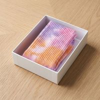 Chaussettes en coton tie-dye confortables en gros pour hommes et femmes, chaussettes de sport mi-mollet, chaussettes personnalisées à la mode