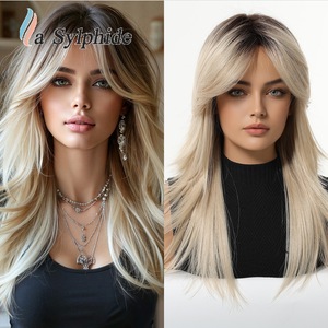 Perruque complète pour femme La Sylphide, cheveux longs bouclés dorés avec frange en forme de huit, style européen et américain - Product Image 1