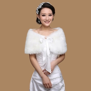<span class=keywords><strong>Voile</strong></span> de mariée en peluche - Châle automne/hiver avec col à nœud et accents de ruban - Product Image 3