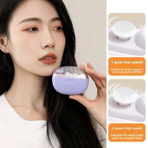 Coupe-ongles automatique rechargeable avec lumière pour des manucures lisses et sûres – Vente en gros - Product Image 2