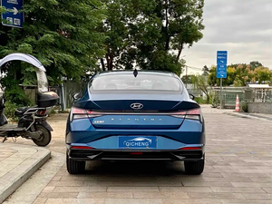 <span class=keywords><strong>Elantra</strong></span> Modelo <span class=keywords><strong>2022</strong></span> 1.5L CVT GLS Edición Premium Euro VI Neumáticos R16 Luces LED Auto Usado - Product Image 3