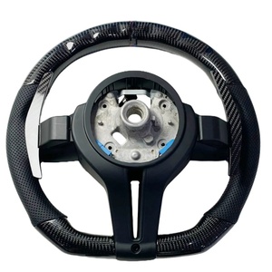 Volant personnalisé pour <span class=keywords><strong>BMW</strong></span> F30 F10 E90 E60 G20 G30 E46 F32 E70 M4 F31 E82 E36 M5 F80 F82 E91 G80 320i G60 F15 - Product Image 6