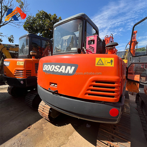 Mini Excavadora Usada Doosan DH55 de 5.5t de Corea en Buenas Condiciones, Motor y Caja de Cambios del 2022 - Product Image 5