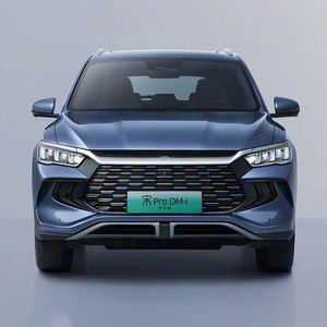 SUV hybride BYD Song Pro |   Conception axée sur la famille et efficacité hybride pour les familles internationales - Product Image 1