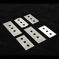 Lame de couteau en carbure de tungstène à trois trous 43*22*0.2mm pour la coupe de fibres et de textiles Lames industrielles