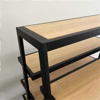 Modernes einfaches Eisen-Installations-Display-Gestell für die Landung des Bekleidungs geschäfts