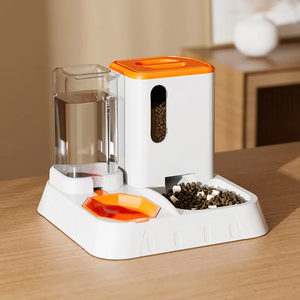 Comedero y Bebedero Automático <span class=keywords><strong>para</strong></span> Mascotas de Interior, Nuevo Diseño, Dispensador de Agua y Comida por Gravedad <span class=keywords><strong>para</strong></span> <span class=keywords><strong>Perros</strong></span> y Gatos, 2 en 1, Plástico PP, Acero, Tazones de Silicona, Pequeño - Product Image 3
