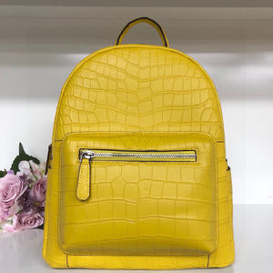 กระเป๋าเป้สะพายหลังหนังจระเข้สีคลาสสิกสำหรับผู้ชายและผู้หญิงการเย็บด้ายขี้ผึ้งการผลิตตามสั่ง - Product Image 6