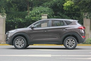 <span class=keywords><strong>Hyundai</strong></span> <span class=keywords><strong>Tucson</strong></span> <span class=keywords><strong>4x4</strong></span> SUV, Auto Usado Barato, <span class=keywords><strong>Hyundai</strong></span> <span class=keywords><strong>Tucson</strong></span> <span class=keywords><strong>2013</strong></span> 2014 2015, Autos con Volante a la Izquierda, Vehículos Usados - Product Image 3