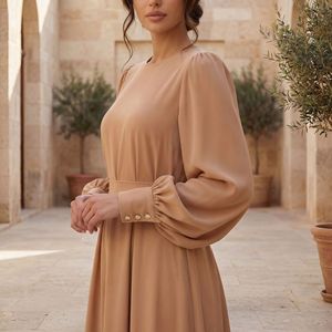 26 Nuevos Vestidos de Noche Árabes de Dubái para Mujer, Sólidos y Sensuales, de Lujo Ligero, de Poliéster, Estilo Sudeste Asiático y Dubái - Product Image 1