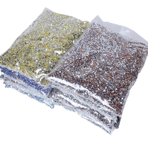 Offre Spéciale – Strass en Résine à Dos Plat de 2 mm à Coller, Plusieurs Couleurs au Choix, Strass en Vrac pour Décoration d'Ongles, Sacs et Chaussures – 100 000 Pièces - Product Image 1