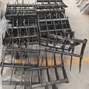 <span class=keywords><strong>Mini</strong></span> <span class=keywords><strong>pelle</strong></span> personnalisable Skid Loader Bucket Quick Hitch Ripper Râteau Palette Fourche Hydraulique Break Marteau Tarière Seau Inclinable - Product Image 3