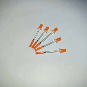 Seringues à insuline à usage vétérinaire 29G 30G 31G 0,5 ml 1 ml stériles EO Gas Luer Slip ou Lock pour usage diabétique - Product Image 1