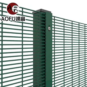 Wholesale Prices High Quality Barbed Wire Mesh 358fence / Safety Airport Fence / 358 Anti Climb Fence