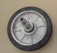 Guide-rouleau en acier de conception moderne pour ascenseur Kone D150/32MM L = 27MM pour hôtels et ascenseurs KM581275G03