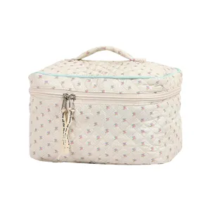 White Puffy Double zipper Cute Toiletry Cosmetic storage Travel Large capacity gift Tote Retro makeup bag floral