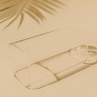 Vente en gros d'usine : Tasse en verre borosilicate transparent de haute qualité, design carré, motif dessin animé, soufflée à la main, réutilisable, 360 ml