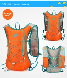 Chaleco de Hidratación para Correr, Mochila Ligera con Aislamiento, Bolsa de Agua de 2L, Correas Ajustables para el Pecho, Reflectante, Impermeable, Softback - Product Image 4